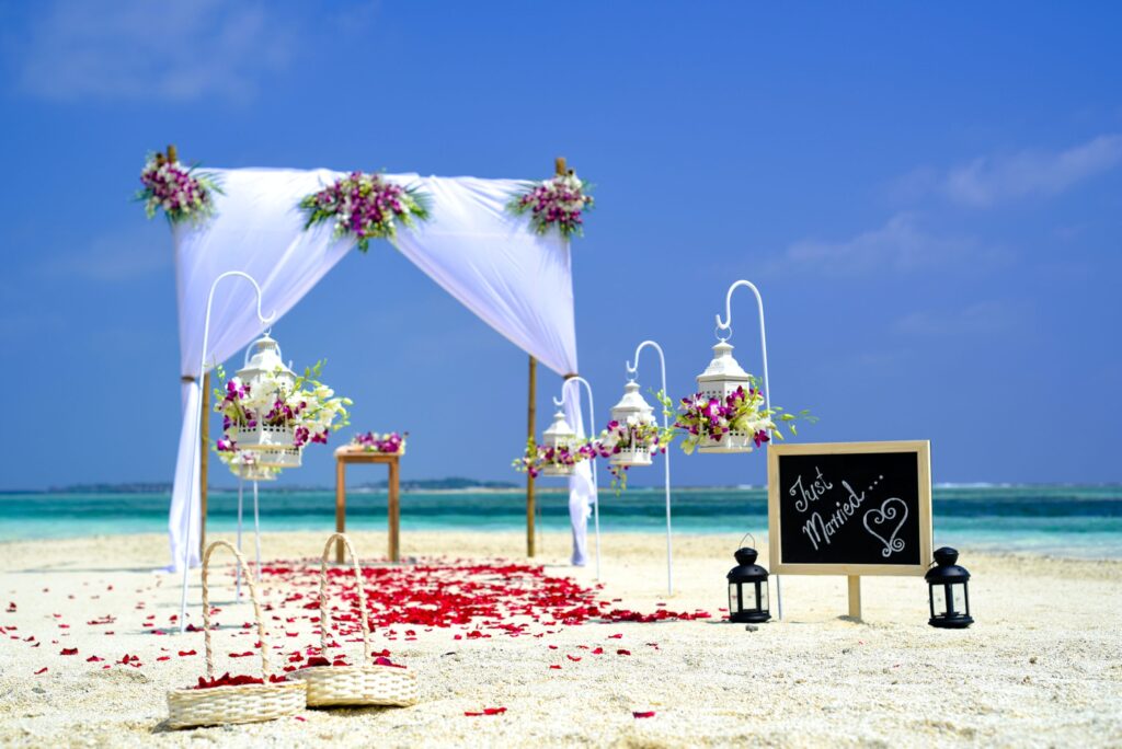 Tips on Planning A Destination Weddings by Honeymoon Islands